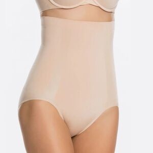 NEW High Waisted Brief Seamless Nude Large Shapewear